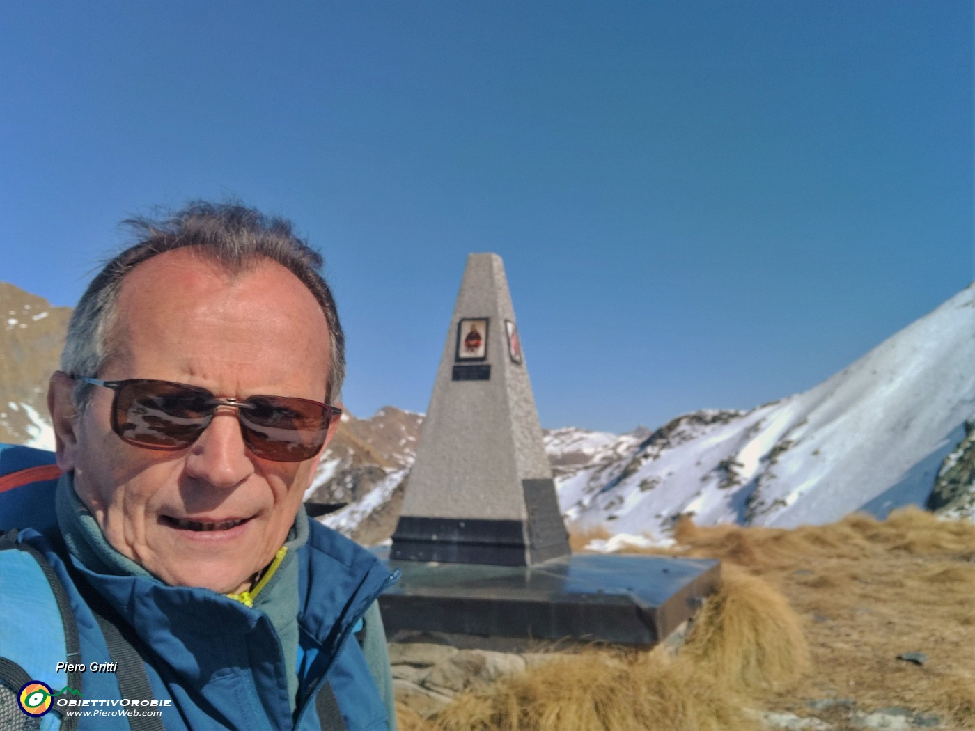 36 In vetta a Cima Valle (2050 m).jpg